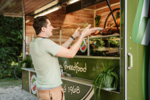 Summer, sun, wakeboard action: our evoila summer party 2025